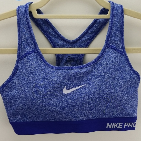 Nike Tops - Nike Pro Athletic Top